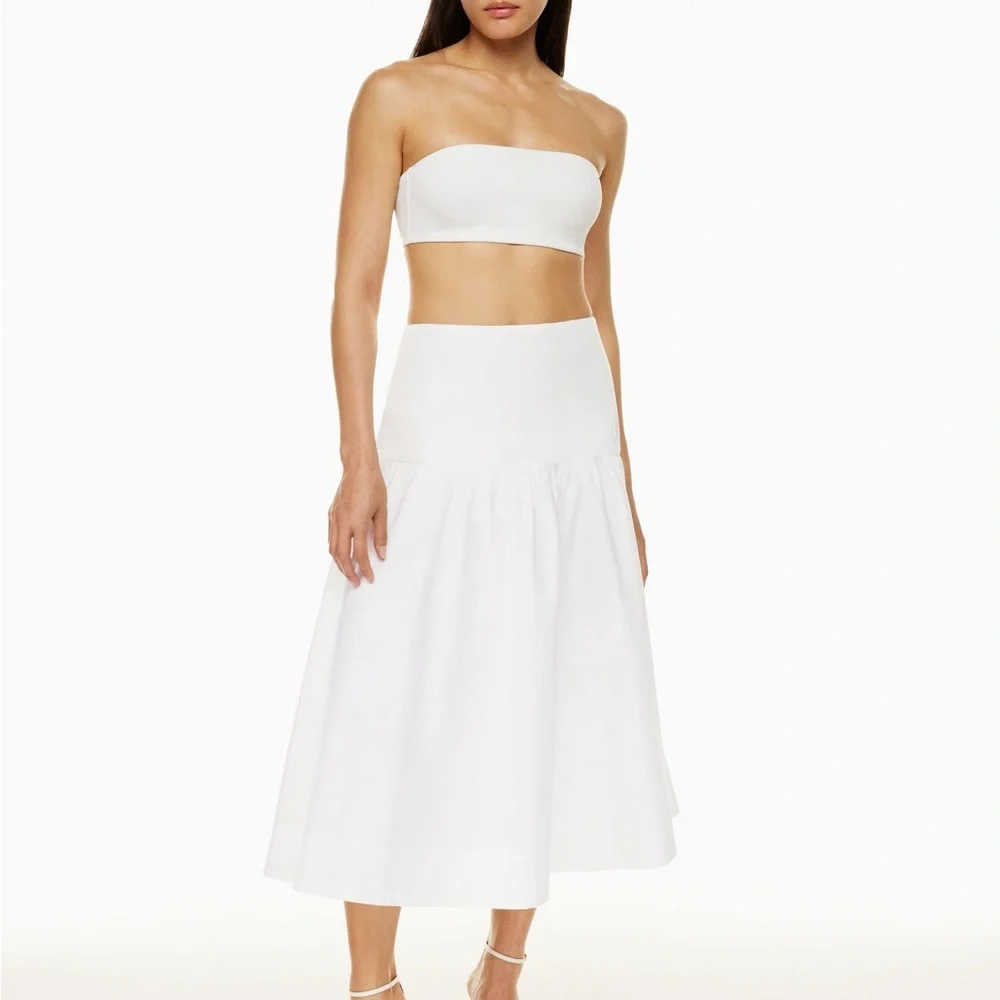 Aritzia Babaton “ chandelier skirt” sold out online!! - Picture 2 of 4